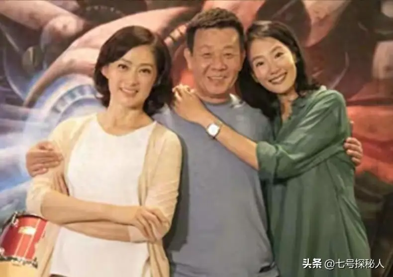 一妻一妾住楼上楼下,三人一同生活30多年,71岁的寇世勋太离谱