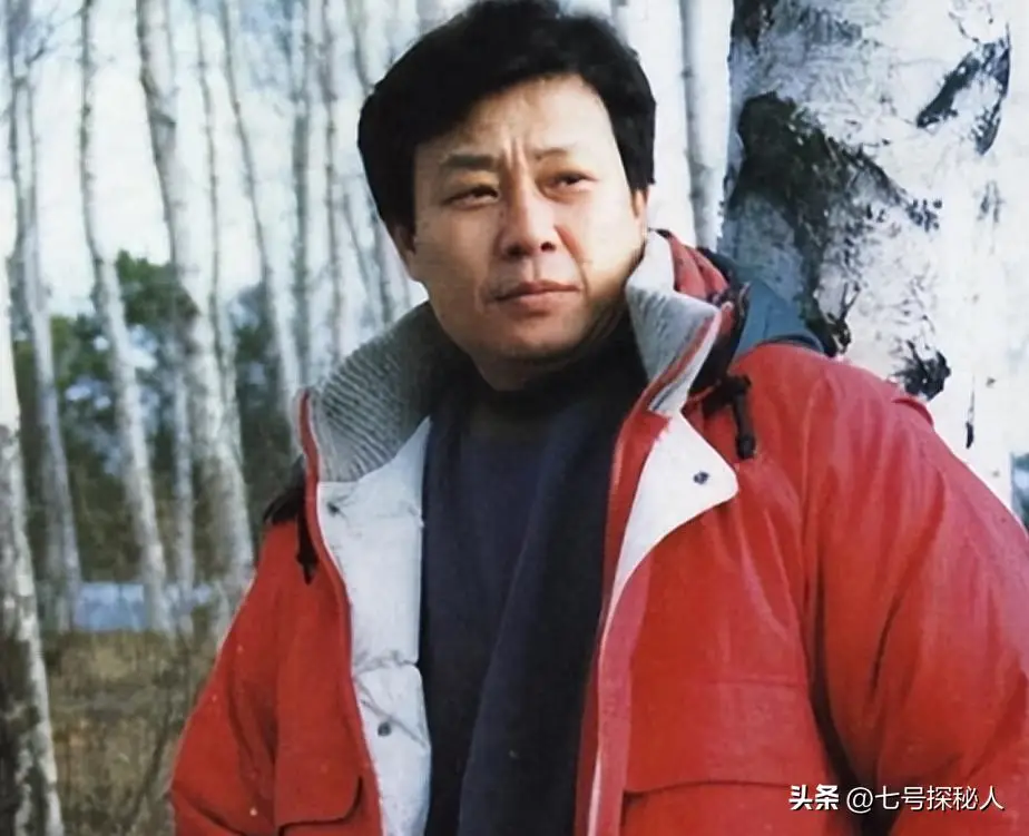 一妻一妾住楼上楼下,三人一同生活30多年,71岁的寇世勋太离谱