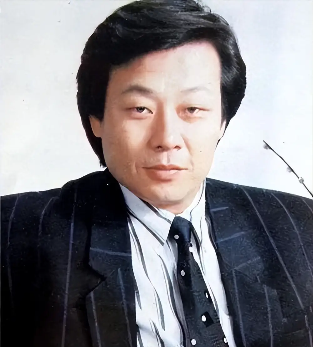 寇世勋,27年与妻妾同住,晚年孤苦悔恨终老