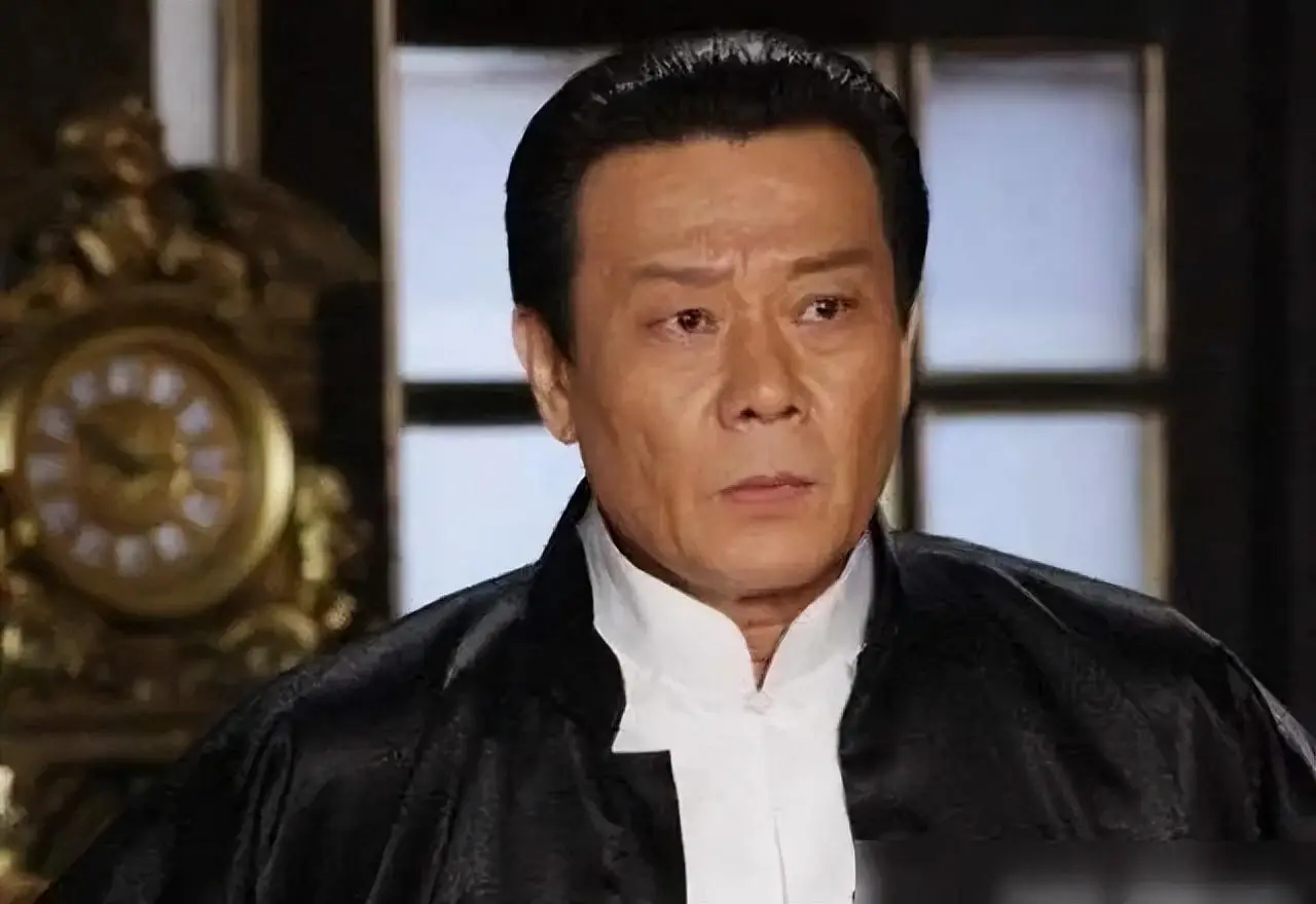 演员寇世勋：将情人带回家与原配共同生活多年，今68岁现状如何？