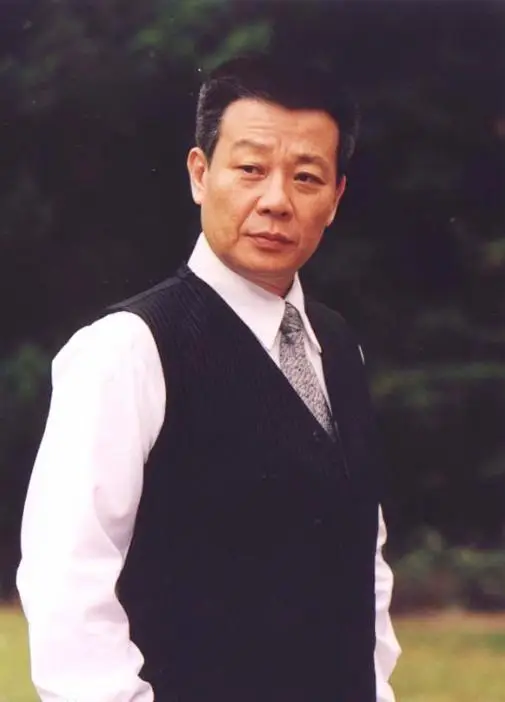 将情人带回家与原配共处多年，寇世勋的双妻人生，如今怎样？