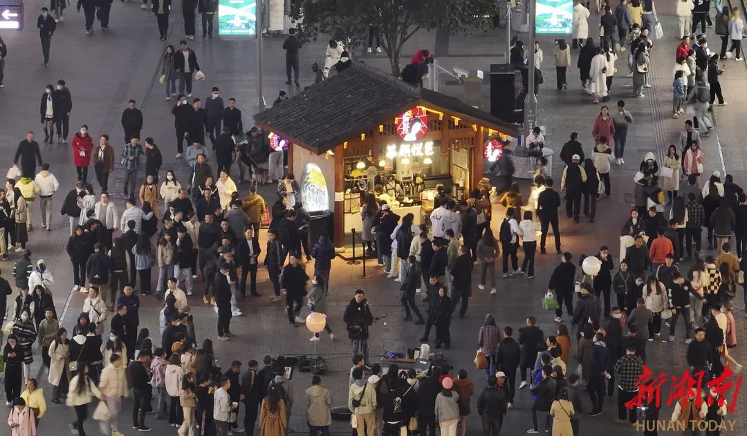 入夜烟火起 人间“警”色新—全省公安机关护航“夜经济”综述