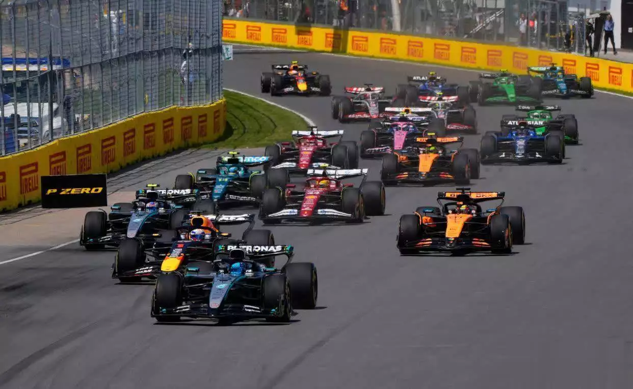 F1加拿大:迈凯伦内斗致无缘领奖台,诺里斯进攻队友撞车退赛