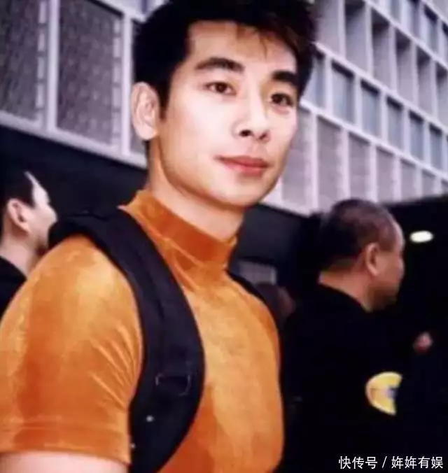 活在李连杰的阴影中，被甄子丹“欺负”的赵文卓，王晶说的并不假