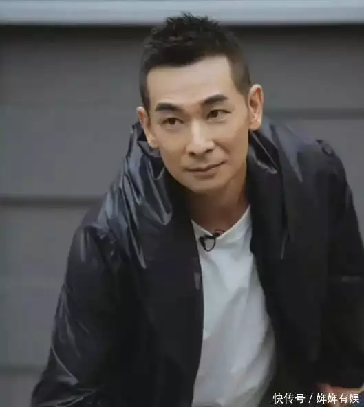 活在李连杰的阴影中，被甄子丹“欺负”的赵文卓，王晶说的并不假