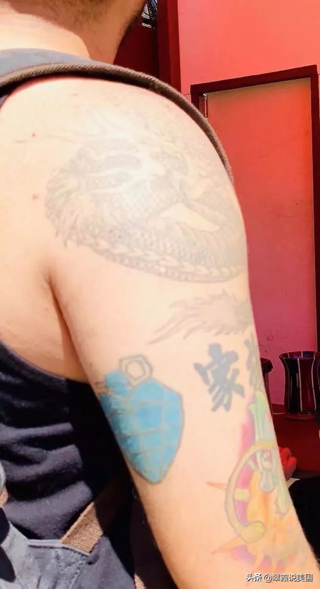 美国人的纹身图案真的很有意思哦