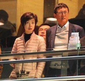 “大魔王”张怡宁：退役后嫁大20岁富商，不介意老公曾宠袁立12年