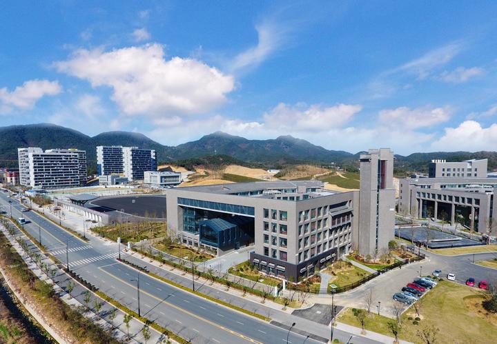 这座“城”10岁了！青山湖畔科技之林正葱郁