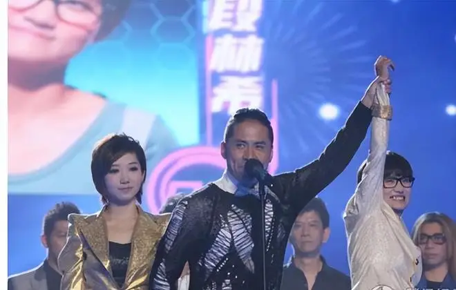 “超女”冠军现状曝光:一年挥霍200万,最穷的时候仅11元1角1分