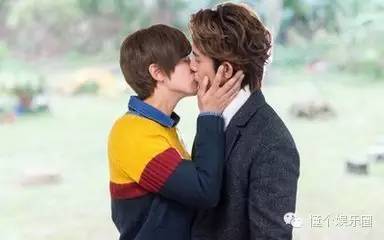 看了爱上哥们，我不要狗粮，我要报警了