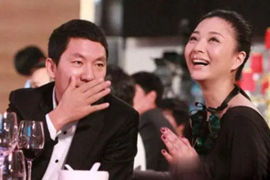 殷桃：半生悲欢，终究还是放下了