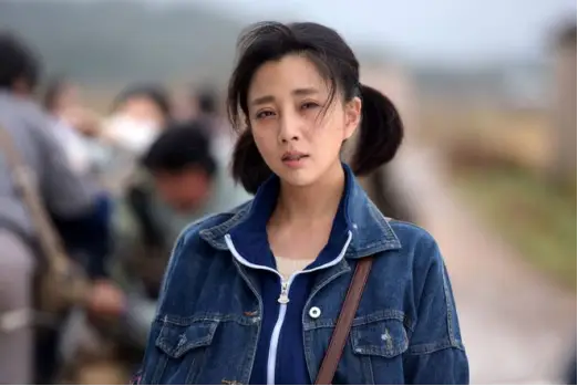 殷桃：半生悲欢，终究还是放下了