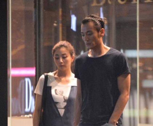 “人间水蜜桃”殷桃：前夫不听话10年，情断3个男人，今41岁还单身