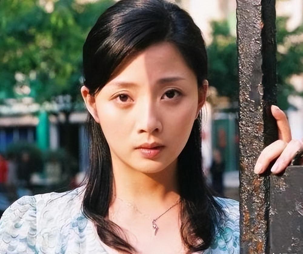 殷桃:四十多岁焕发第二春,曾迷倒六个男人,她的故事真不简单