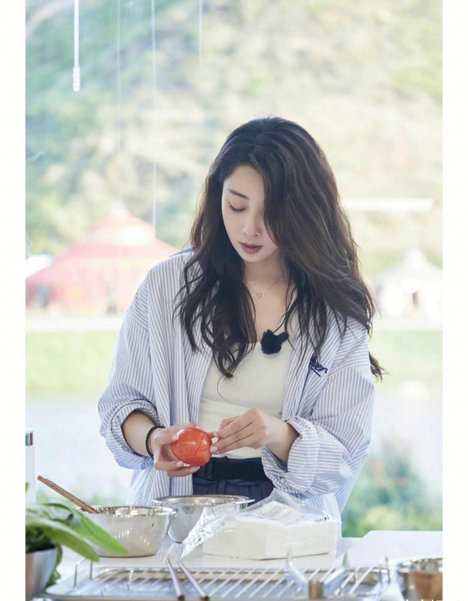 殷桃:四十多岁焕发第二春,曾迷倒六个男人,她的故事真不简单