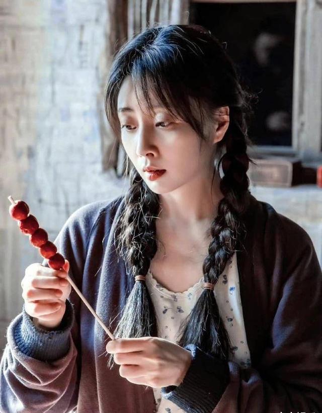 殷桃:四十多岁焕发第二春,曾迷倒六个男人,她的故事真不简单