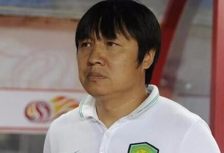 国安教练即将迎来重大调整！国安名宿下赛季强势助阵施密特！