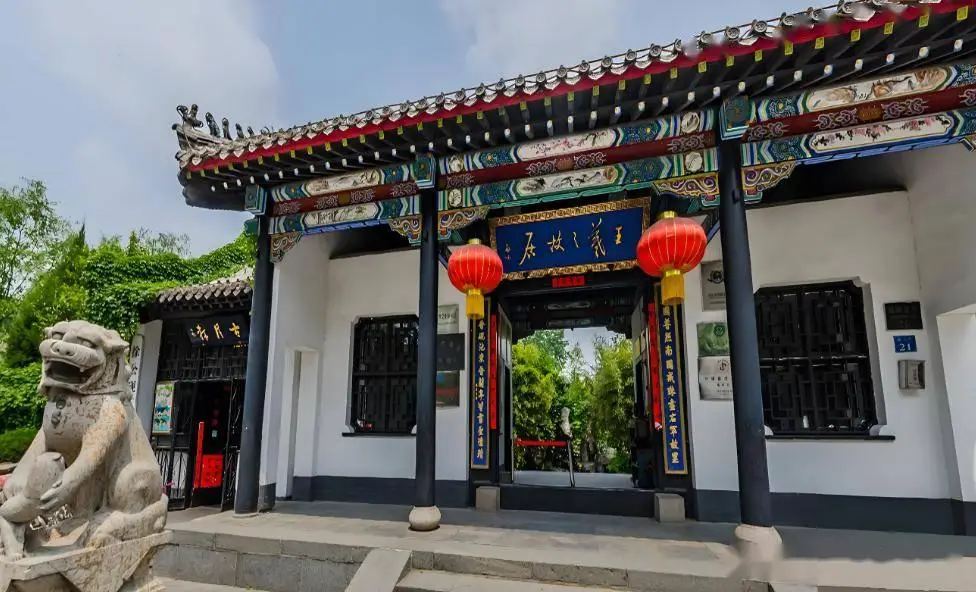 临沂旅游的景点推荐,2025年临沂十大必去景点全攻略,山水人文穿越千年,舌尖美食唤醒乡愁,推荐收藏