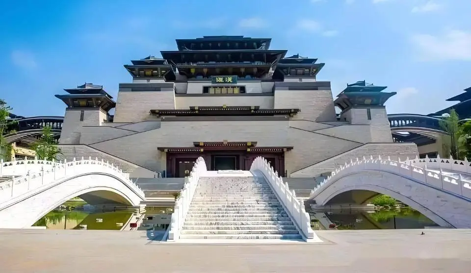 陕西汉中旅游必去十大景点游玩攻略,2026年3月汉中旅游爆火指南!十大必去景区,五大神级美食,推荐收藏游玩