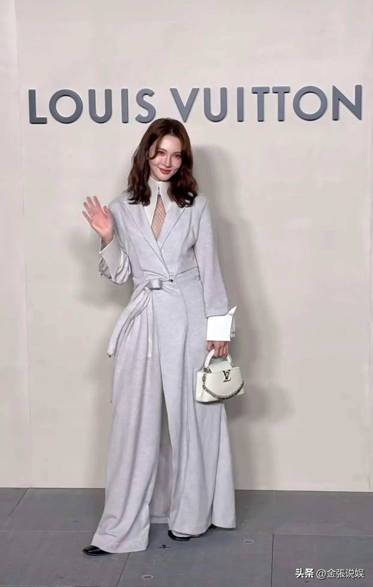 LV红毯太真实！巩俐让C位，金晨嘴歪，宋茜褶多，钟楚曦一脸男相