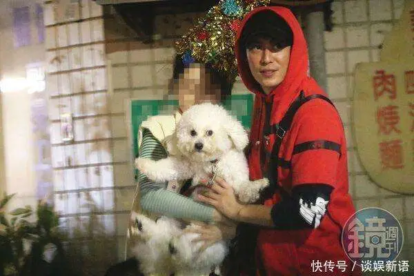 偶像剧男神首度认爱妹子！　陈楚河「抱狗牵女友」甜蜜互动全被拍