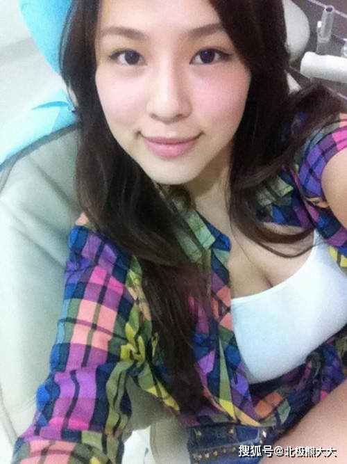 “黑道太子爷”陈楚河的选妃日记，女友个个都是人间绝色