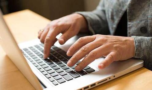 云得教你通过修改注册表玩转电脑