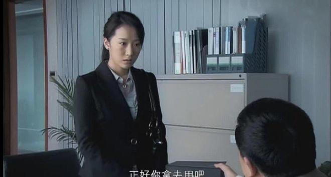 再看《蜗居》：宋思明到死都不知，海藻留在他车上“那一滴血”的真相