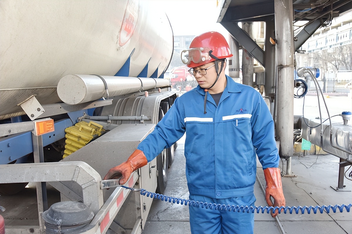 潞安化工天脊集团开展“提认识 压责任 抓落实首季安全无事故”活动