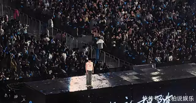 张杰再被质疑假唱,实力歌手遭网友攻击,背后默默付出令人动容