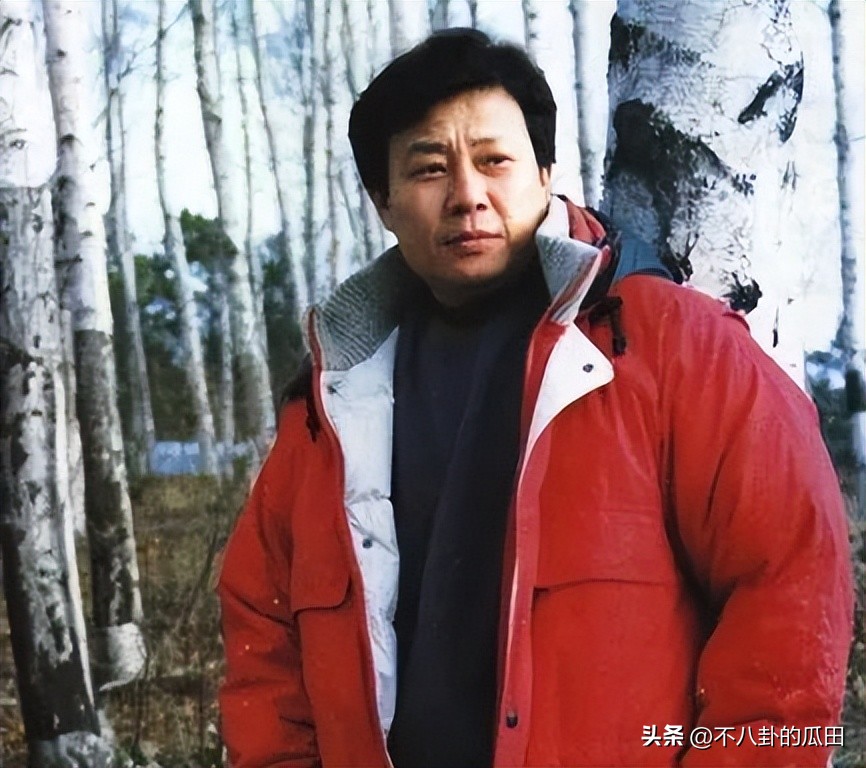 一妻一妾、5个儿女、68岁“视帝”寇世勋,晚年竟还有贤妻在侧