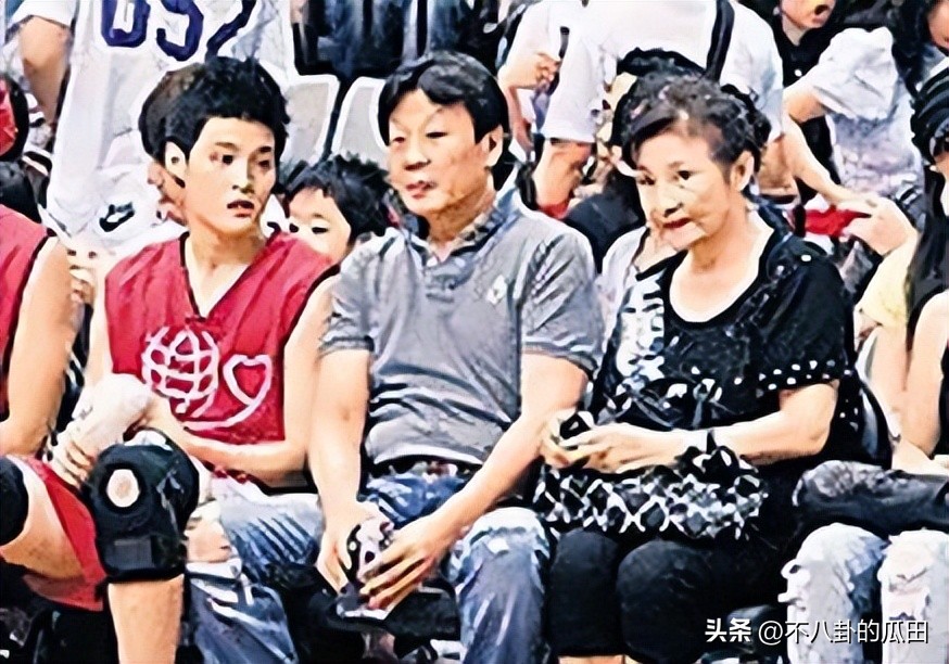 一妻一妾、5个儿女、68岁“视帝”寇世勋,晚年竟还有贤妻在侧