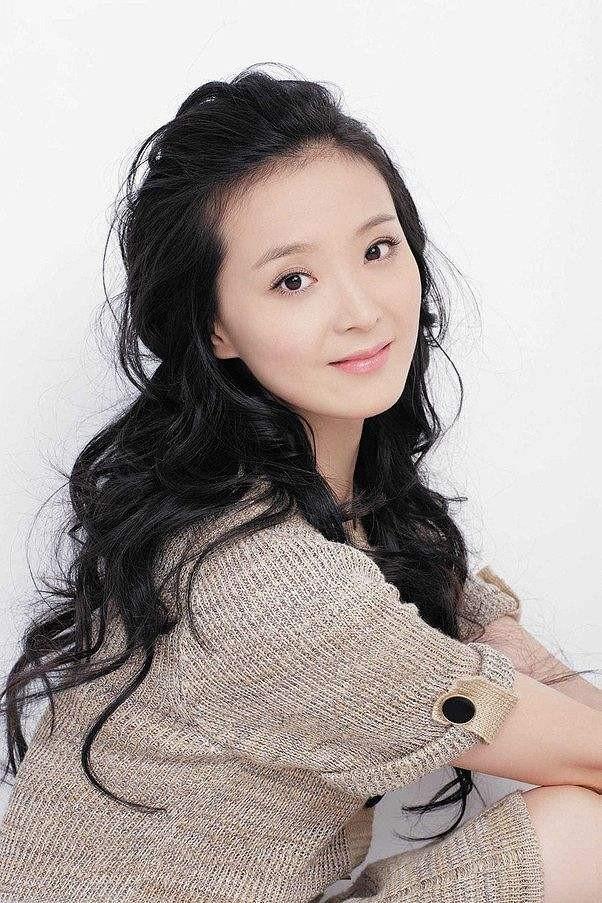 ​演员王艳：老师做媒，23岁嫁给大11岁富豪王志才，婚姻生活如何？