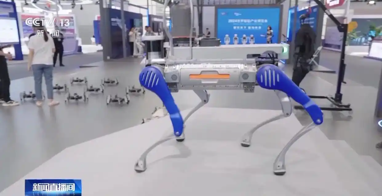 人形机器人亮相博览会 它距离我们生活还有多远？