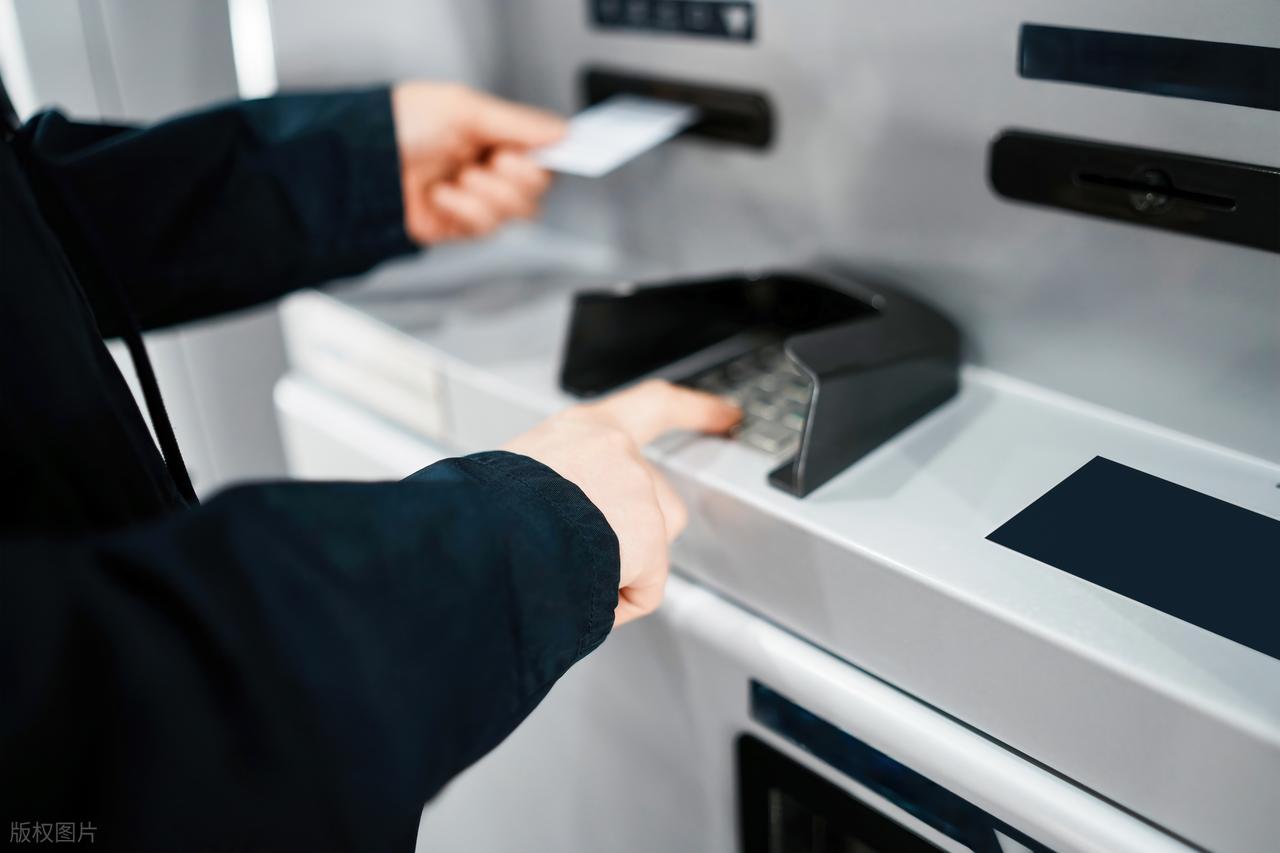 目前大环境下,普通人的“出路”在哪里?