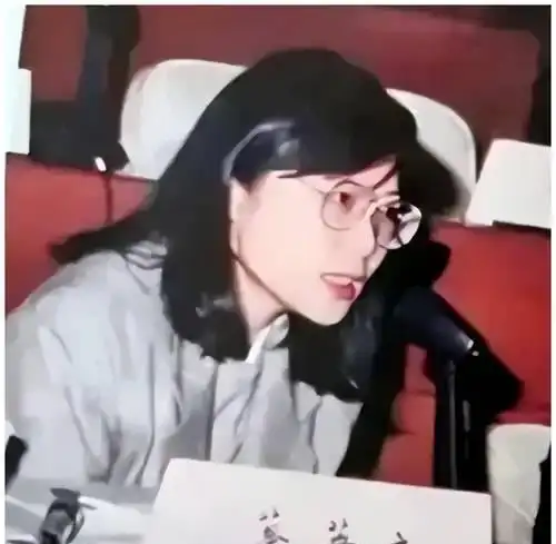 原来如此,蔡英文,69岁坚持台独的固执老妇,无子无配原因深藏!