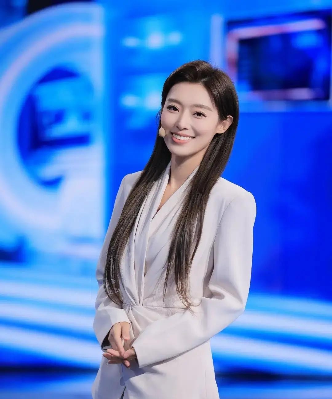最美北京电视台主持人陈赛优雅芳菲知性的美学识的美谈吐的美