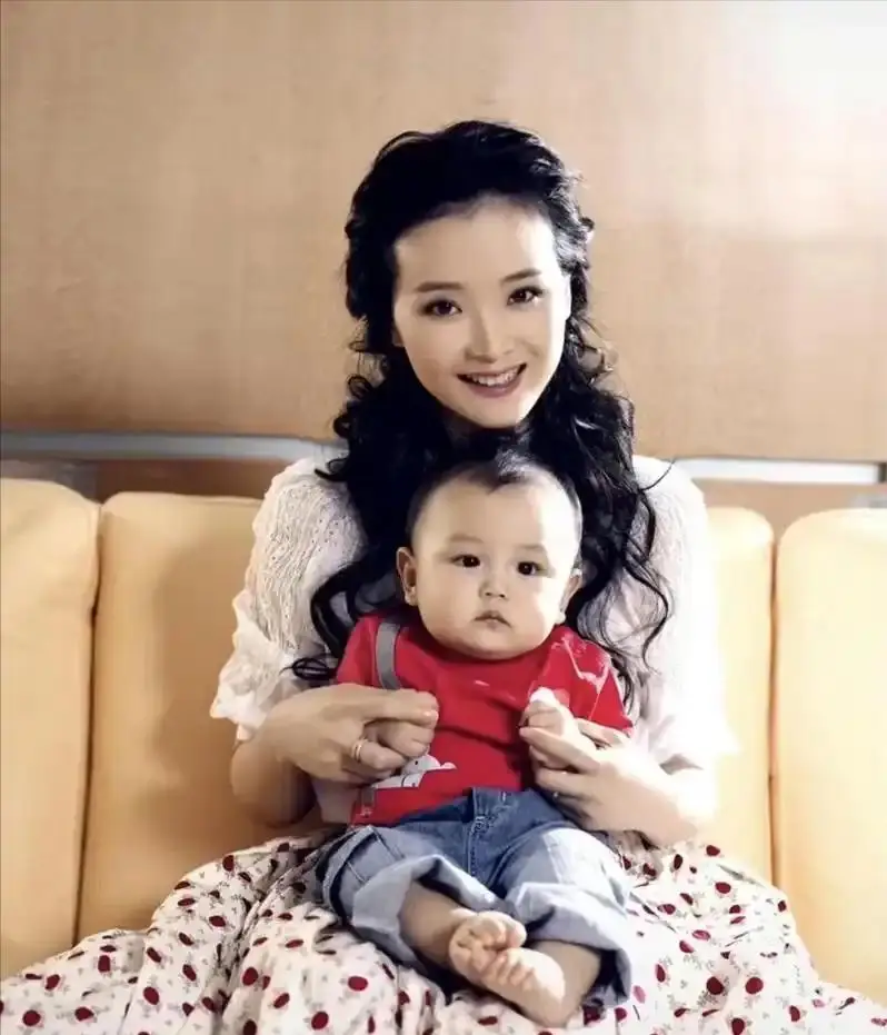 王艳：因“晴儿”走红，嫁富商生子，丈夫实力非凡