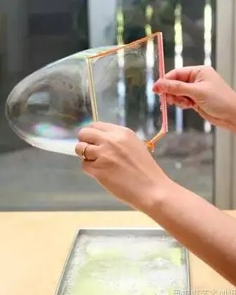 【动手做】吹泡泡里也有学问