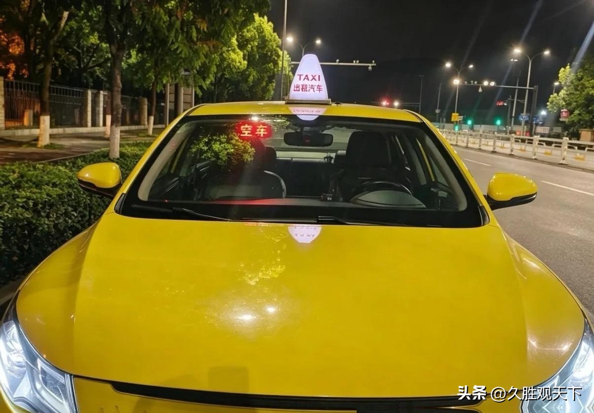 不出意外,2026下半年,出租车、网约车迎来:洗牌、清退、重定价
