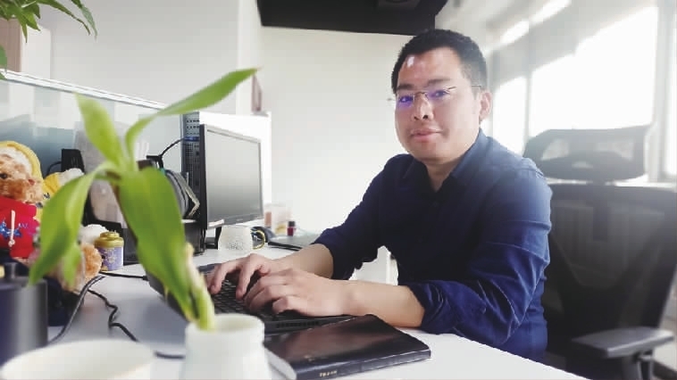 天津市劳模张超:勇于钻研的麒麟工程师