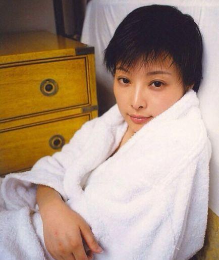 徐威独宠袁立12年却娶了张怡宁，袁立输在了哪里，如今现状如何