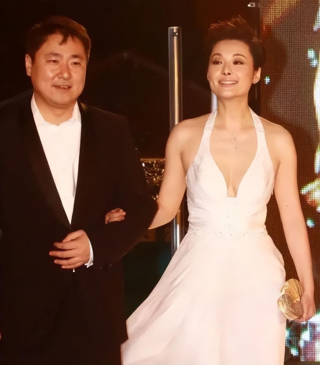 在娱乐圈“口无遮拦”的袁立：终于活成了她想要的样子