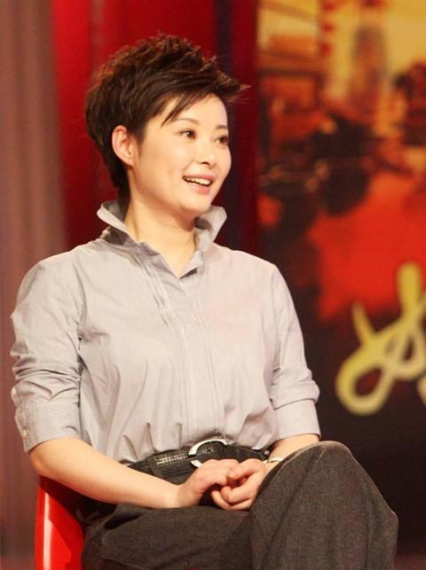 女星的潇洒爱情:6个男友,嫁过仨,做小三被人妻怒扇耳光