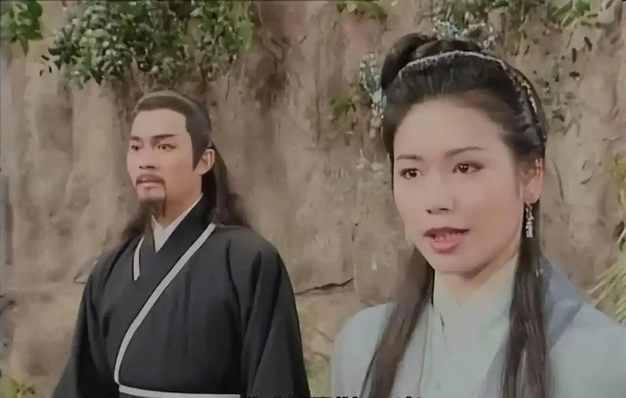 神雕中小龙女武功盖世,在遭遇尹志平时,为何一块布都吹不掉?