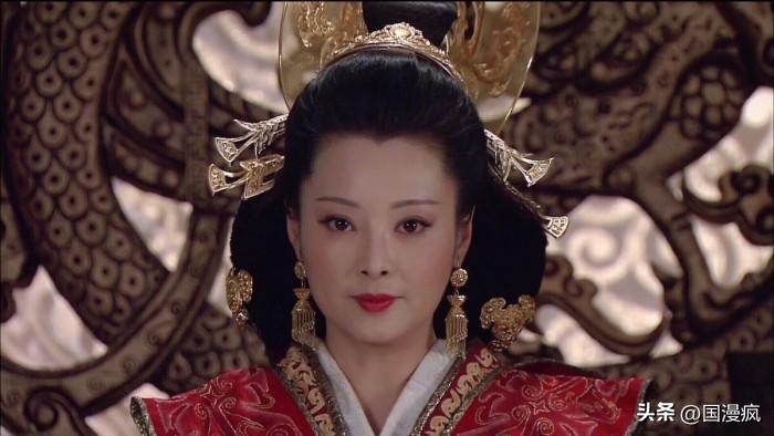 “婚姻疯子”袁立，徐威花800万为她买四合院，三婚却嫁鲜肉诗人