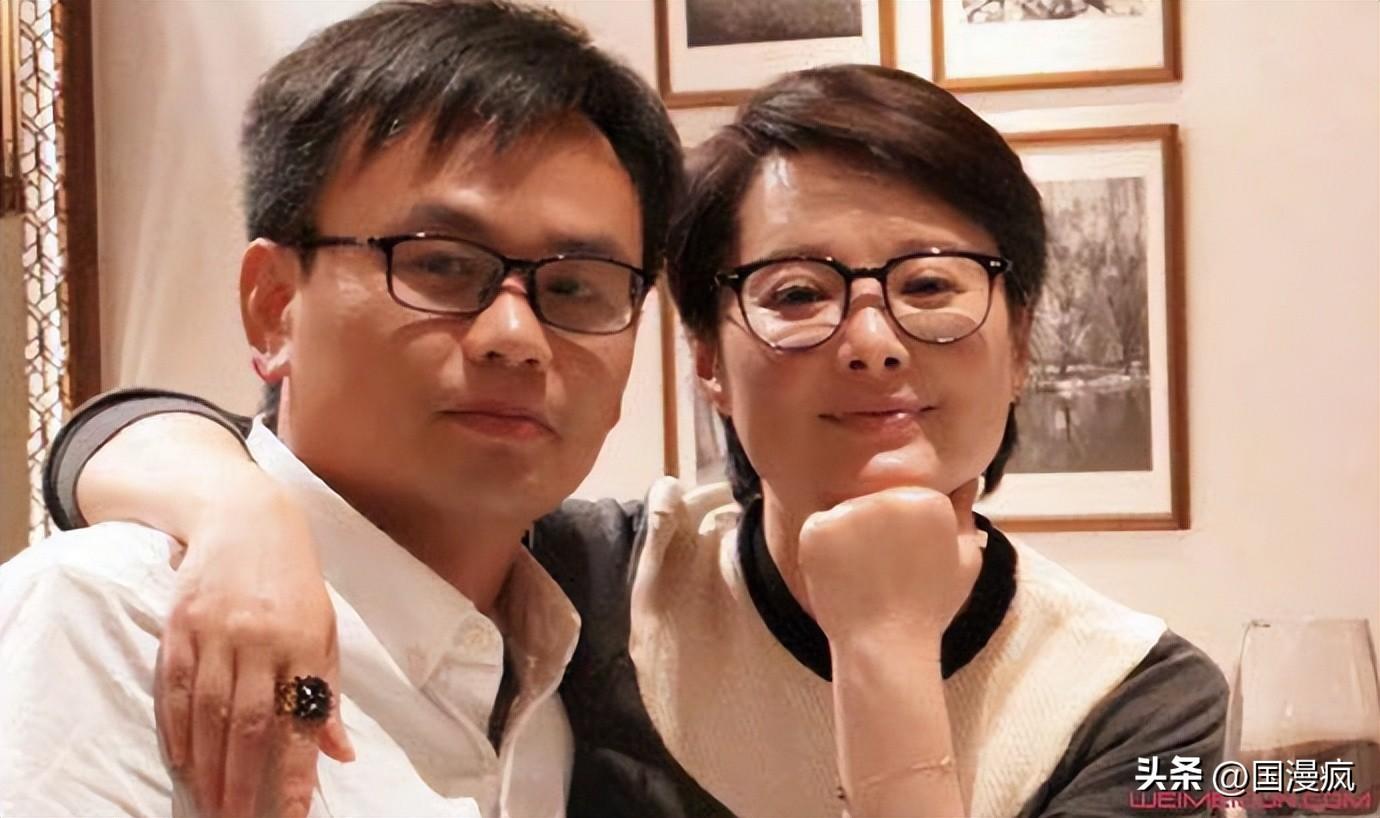 “婚姻疯子”袁立，徐威花800万为她买四合院，三婚却嫁鲜肉诗人