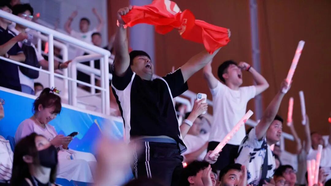 穿越火线职业电竞年终回顾：不断突破情绪阈值的一年