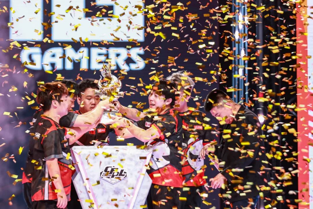 穿越火线职业电竞年终回顾：不断突破情绪阈值的一年