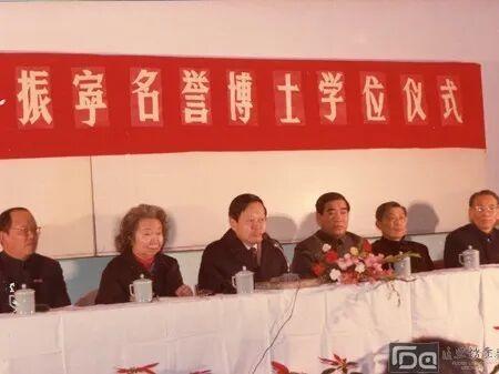 山高水长，杨振宁先生在复旦留下的那些珍贵瞬间